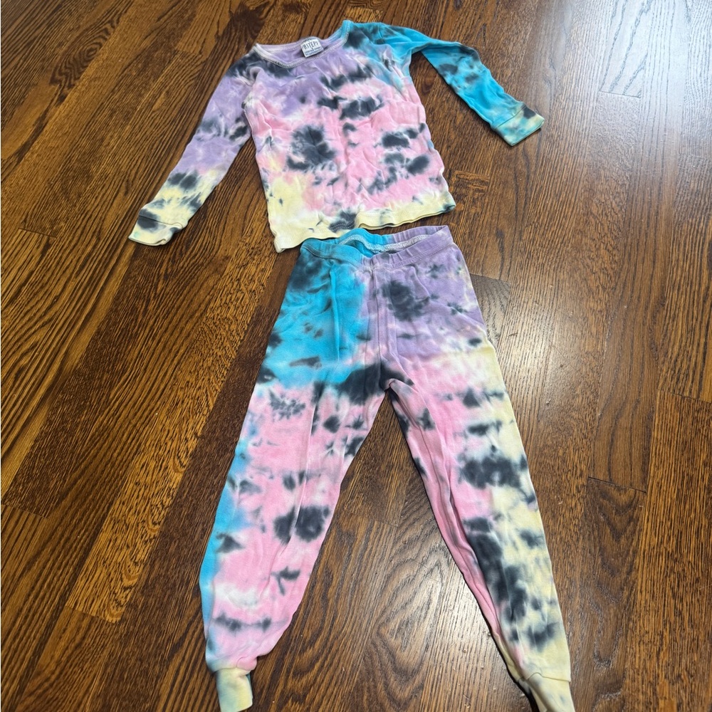Baby Steps Tie Dye pajamas set, size 3T